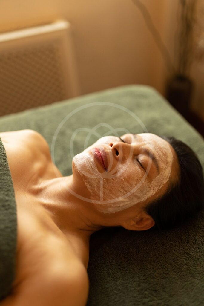 Mask for the face