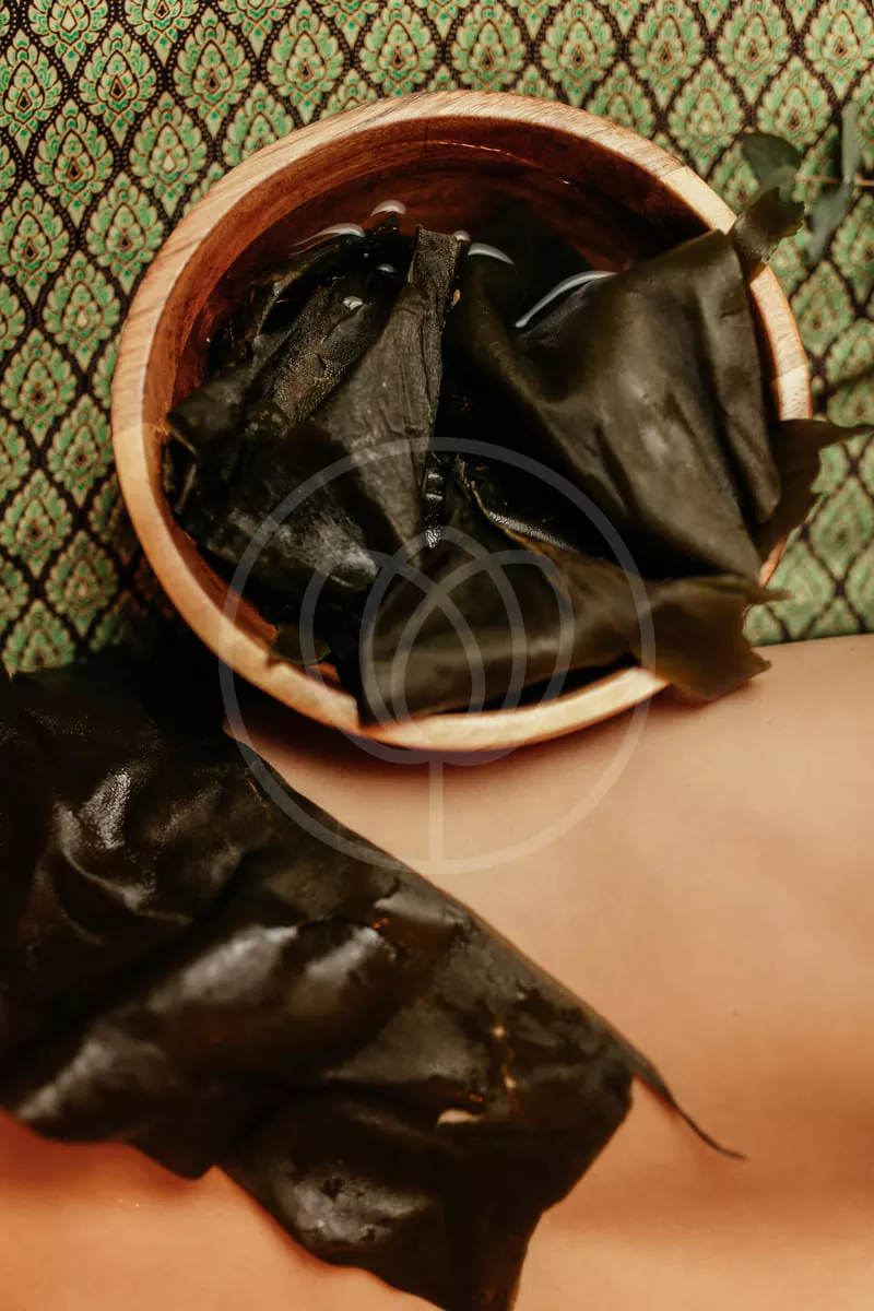 Обертывание листами ламинарии